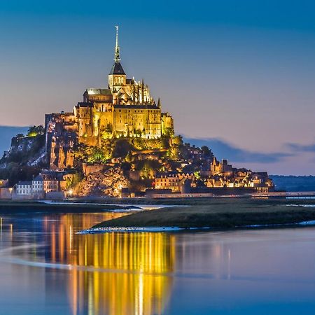 Charmant Logement T2 A 2 Pas De La Mer Granville Exteriör bild